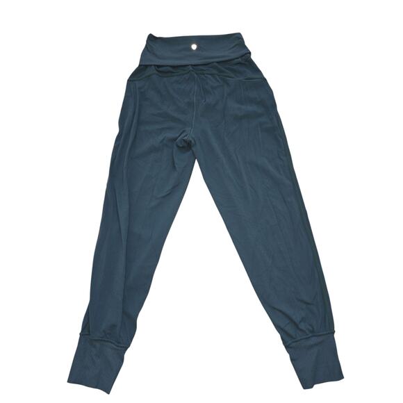 Lululemon Align Super High Rise Ribbed Waist Jogger Size 4 Green Jasper - Picture 4 of 15